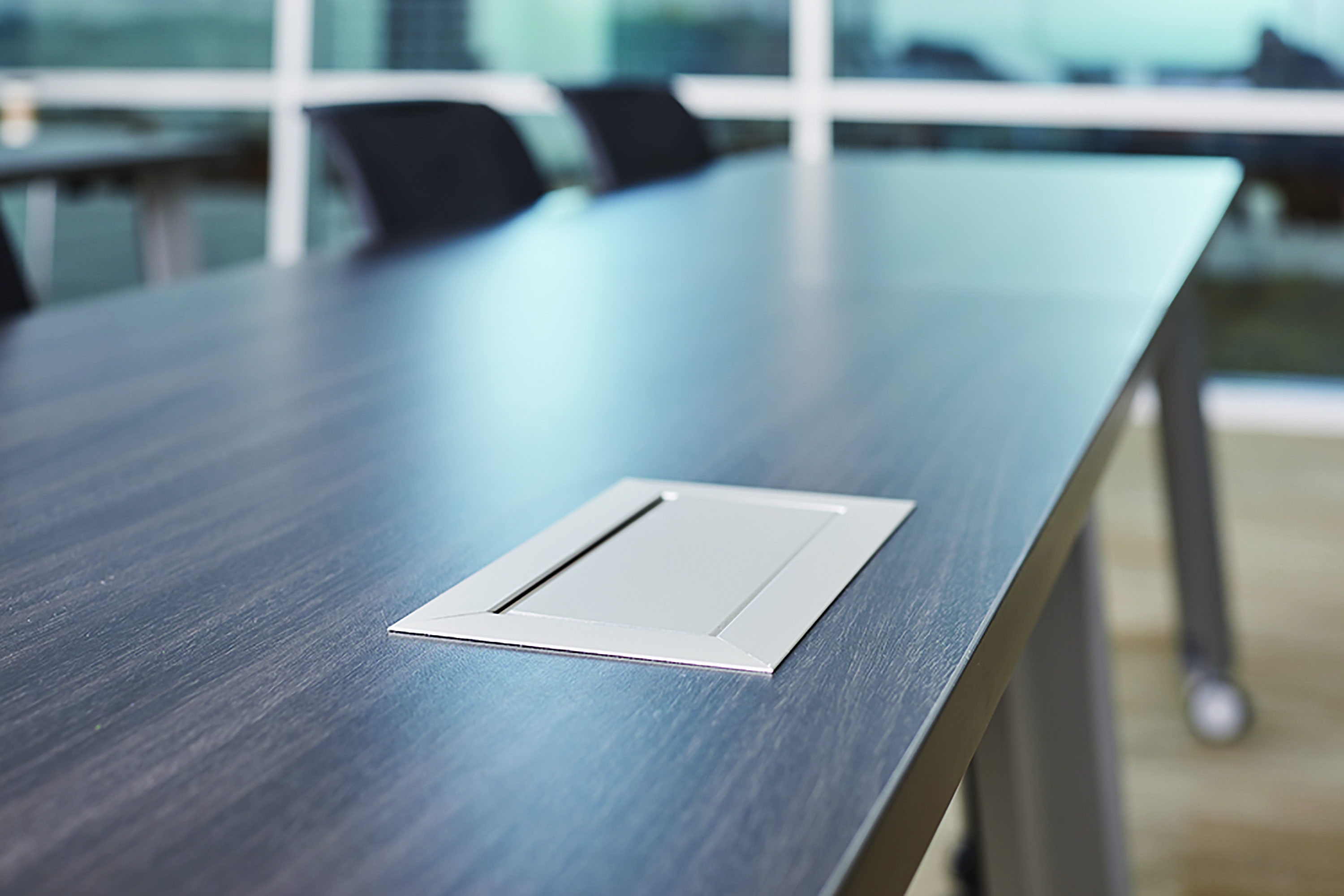 Preview of Agility | Training Table | Espresso Pear Laminate Top|&nbsp; Tech Node Detail