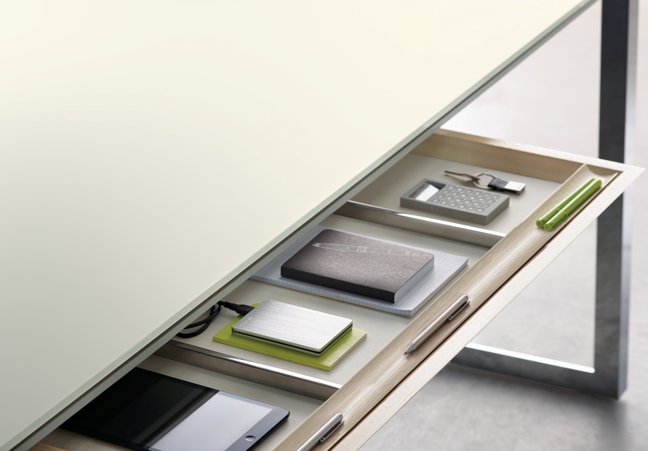 Preview of Merino | Casegood | MS Meringue Satin Back-Painted Glass | Freestanding Desk 