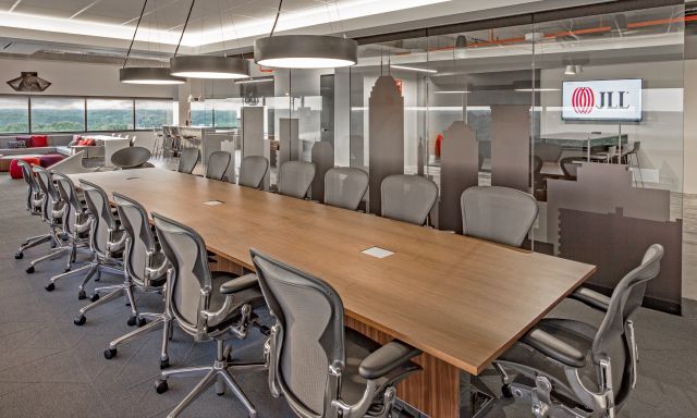 Approach | Reconfigurable Tables | Parallel Design Group | JLL Offices 