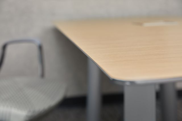 Kai | Conference Table | M49 Angora Ash Veneer Top | Edge Detail 3