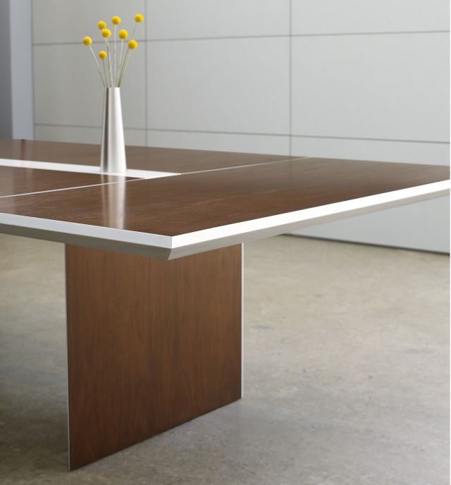 Tavola | Conference Table | G33 Mocha Walnut Veneer | Clear Anodized Detail | Side View